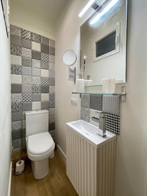 New Lavapies Spacious Flat, 2 Bedrooms And 2 Balconies Madrid Exterior photo