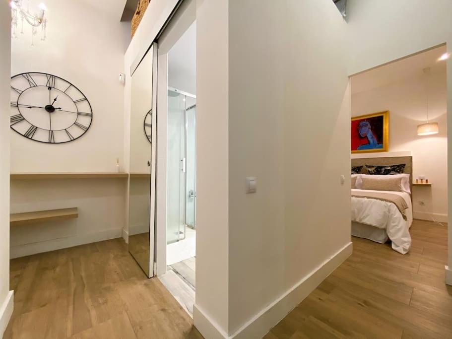New Lavapies Spacious Flat, 2 Bedrooms And 2 Balconies Madrid Exterior photo