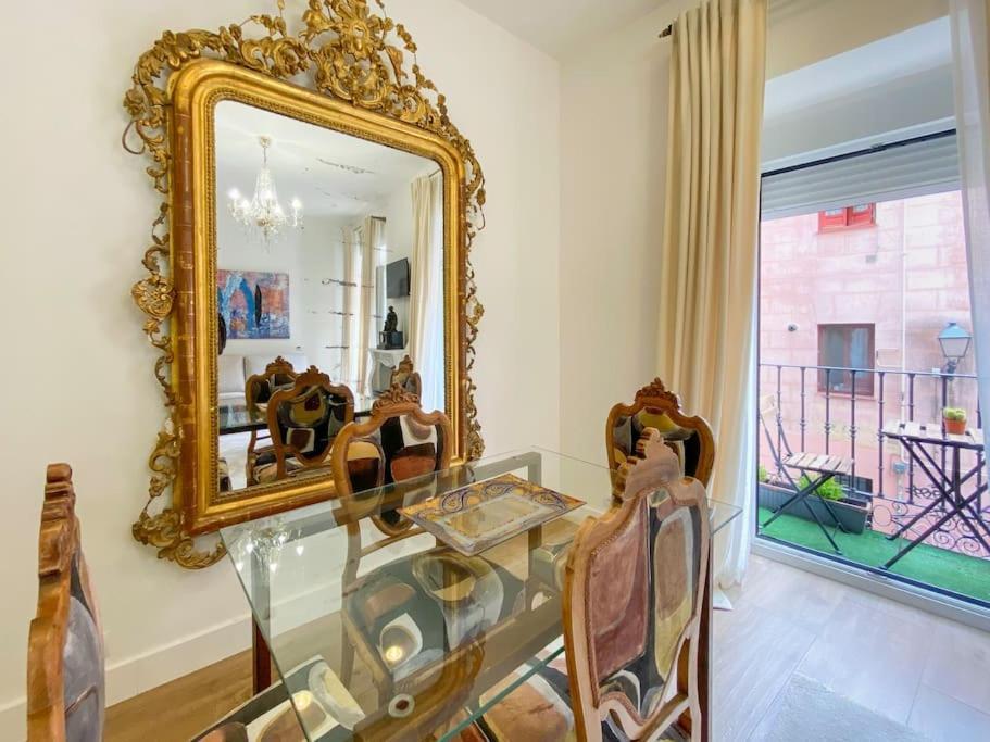 New Lavapies Spacious Flat, 2 Bedrooms And 2 Balconies Madrid Exterior photo