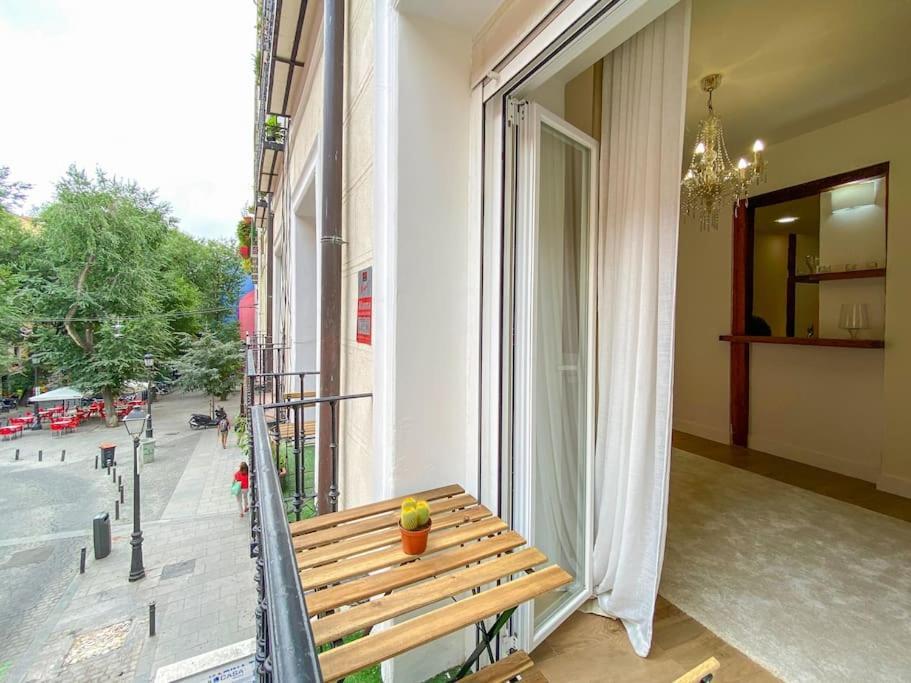 New Lavapies Spacious Flat, 2 Bedrooms And 2 Balconies Madrid Exterior photo